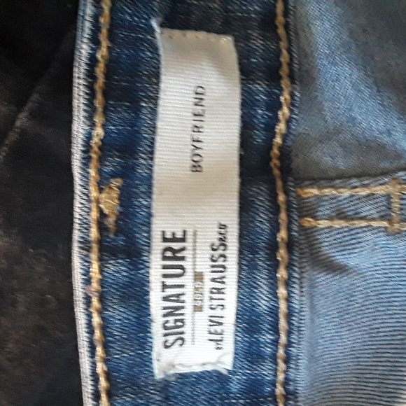 NWOT Levi Strauss Boyfriend Style Ripped Jeans - Picture 5 of 6